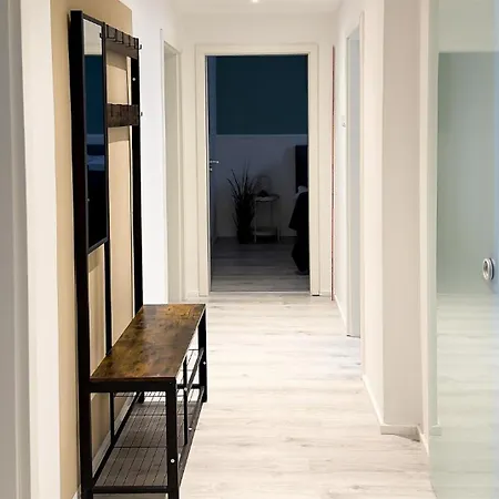 Zentrum-intra Zw Rathaus Und Dom Ug-souterrain Appartement
